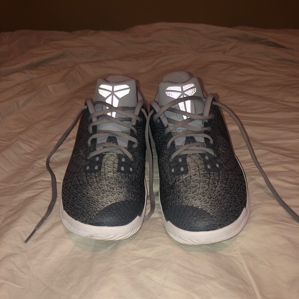 Kobe Mamba Instinct Pure Platinum